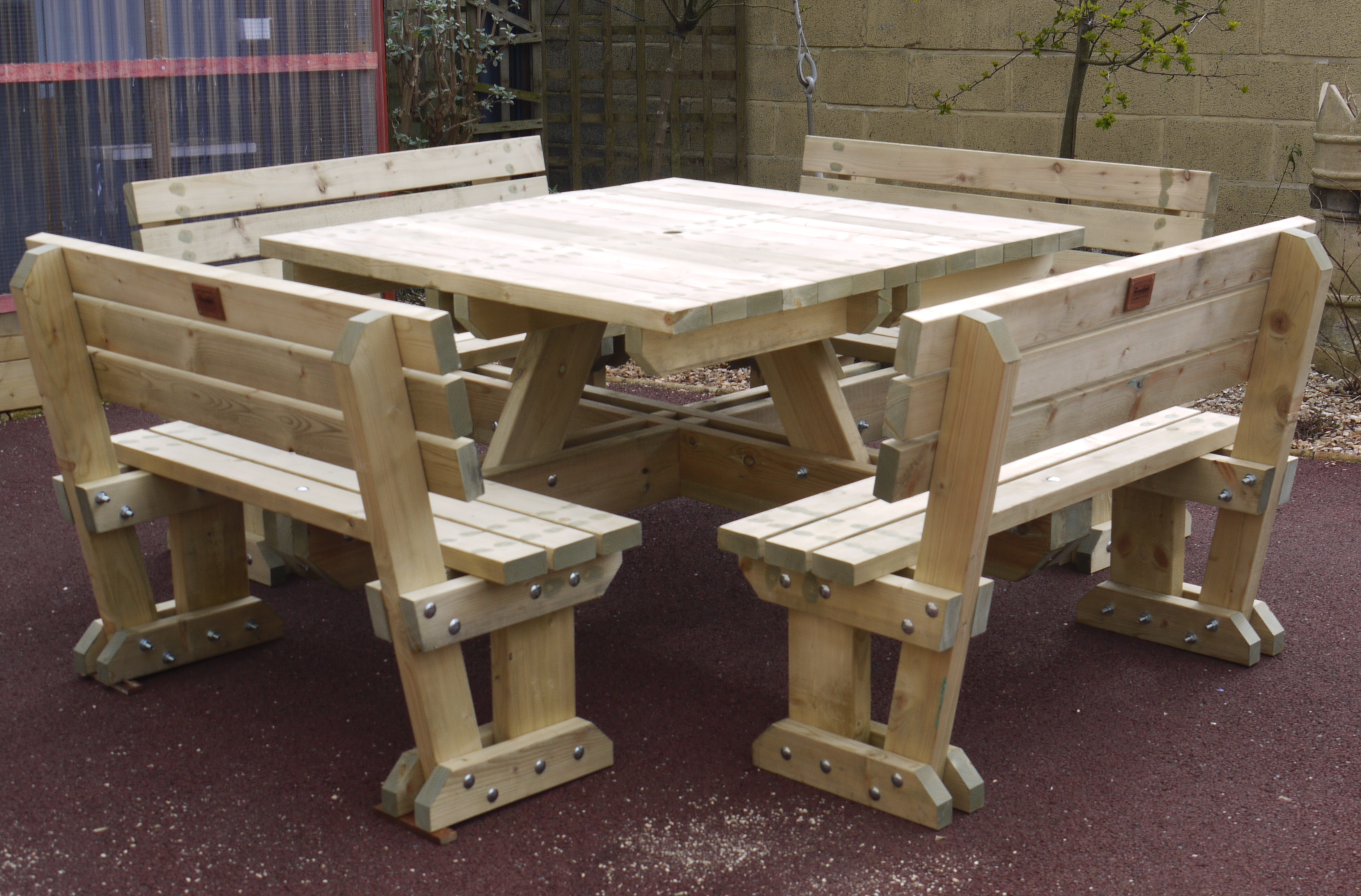 How To Build A Round Wooden Picnic Table