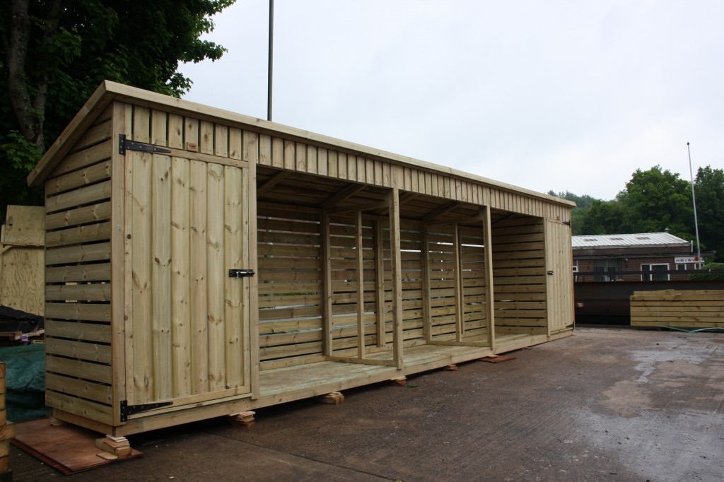 Extra lrg Logstorage. The Wooden Workshop. Bampton, Devon