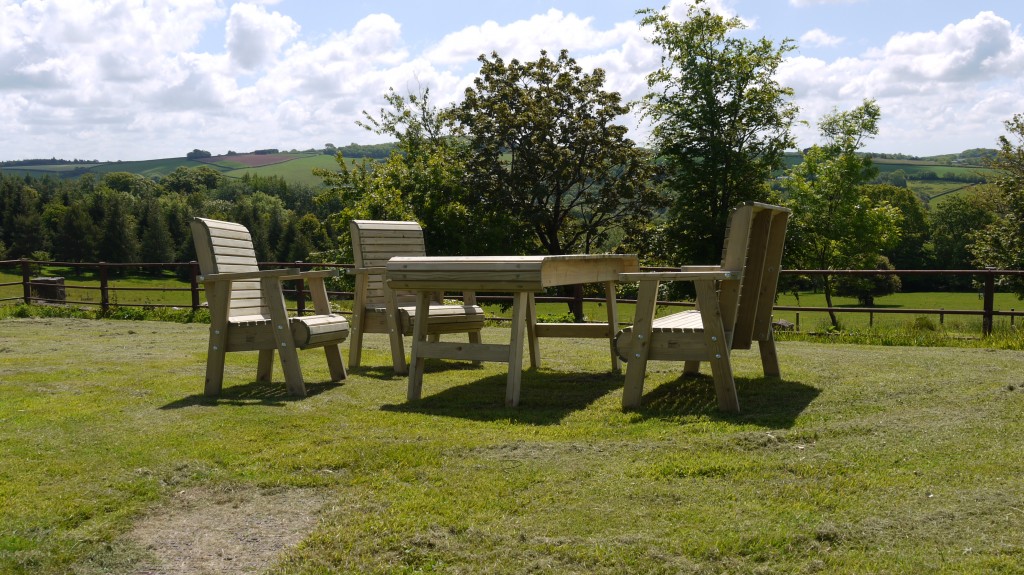 PageLines- Rolltop garden furniture.TheWoodenWorkshopOakford.Devon..JPG