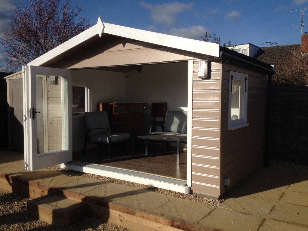 Bi fold summerhouse, The Wooden Workshop, Oakford Devon. (2)