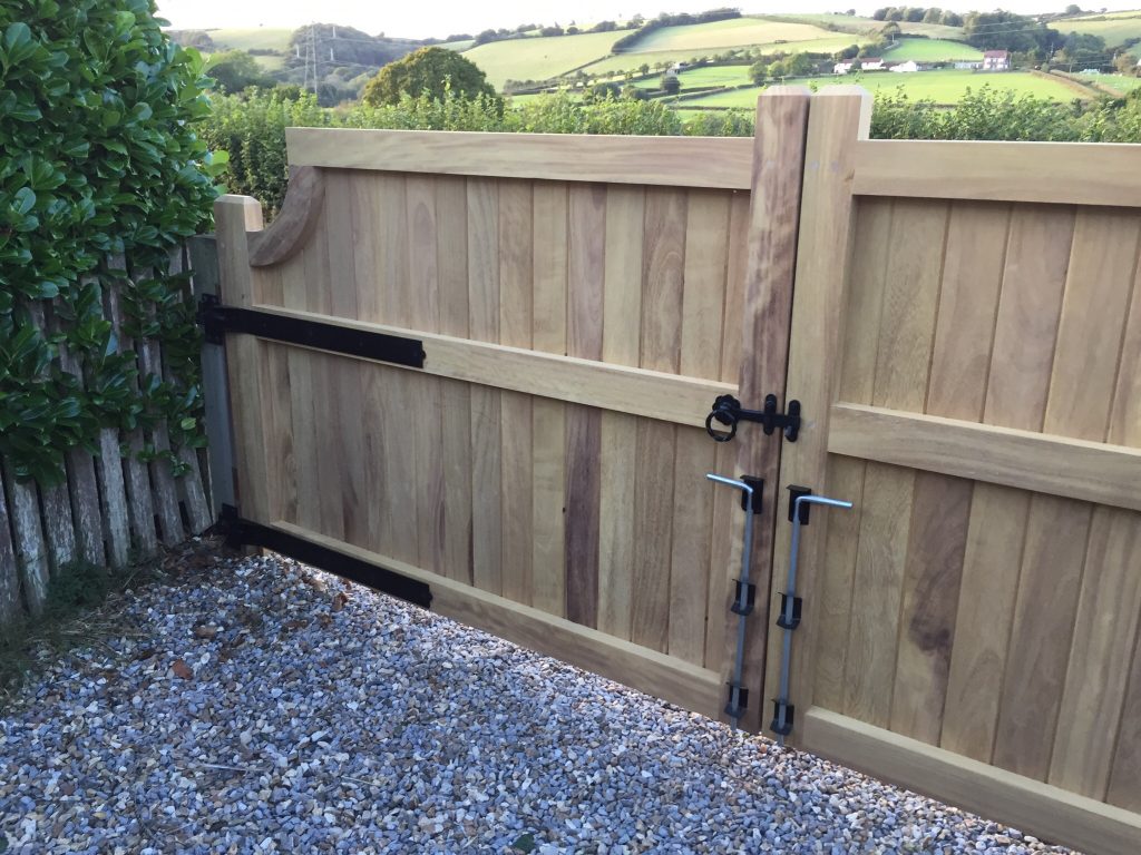 Closed Board Iroko Gates - The Wooden Workshop oakford Devon