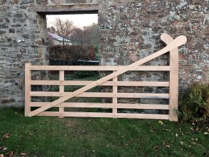 hockey-stick-gate-oak-the-wooden-workshop-oakford-devon