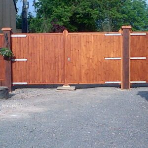 Finished driveway gates, side panel and pedestrian gate. The Wooden Workshop Bampton Devon