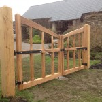 Oak spindled gates. The WoodenWorkshop. Oakford, Tiverton. Devon.