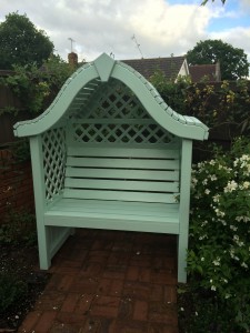 idigbo garden bench and painted
