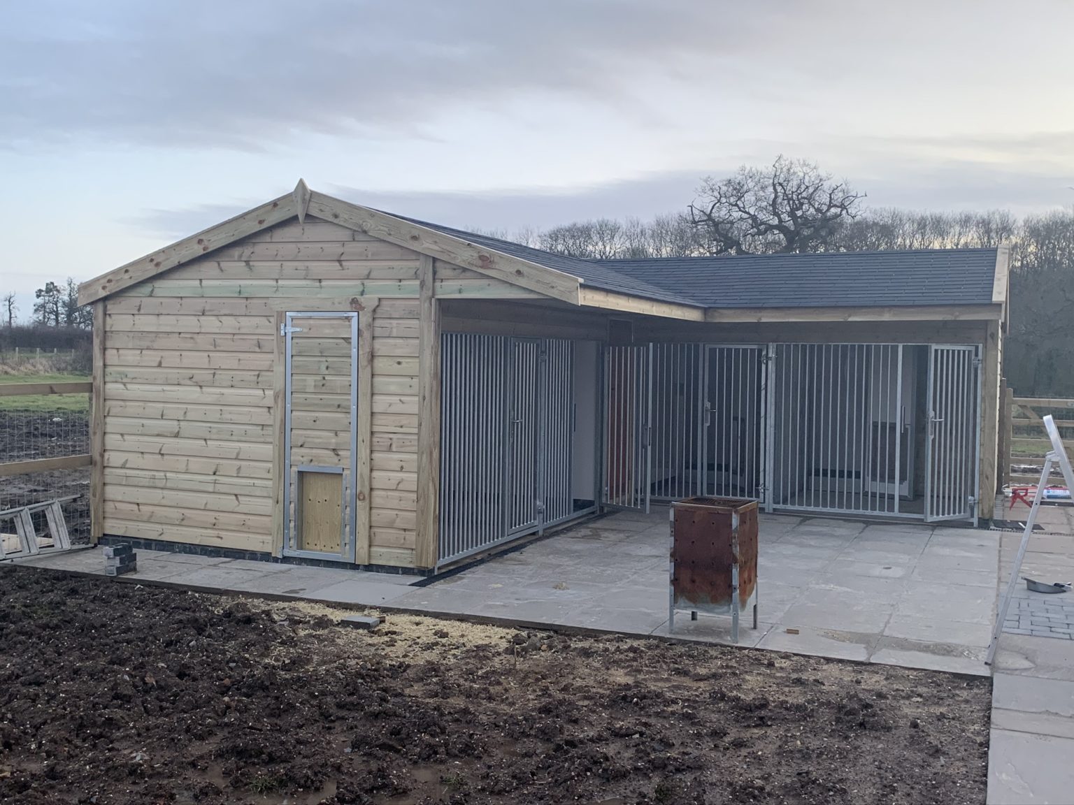 L shaped bespoke dog kennels The Wooden Bampton Devon The