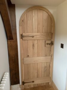 Oak curved door - The Wooden Workshop Oakford Devon